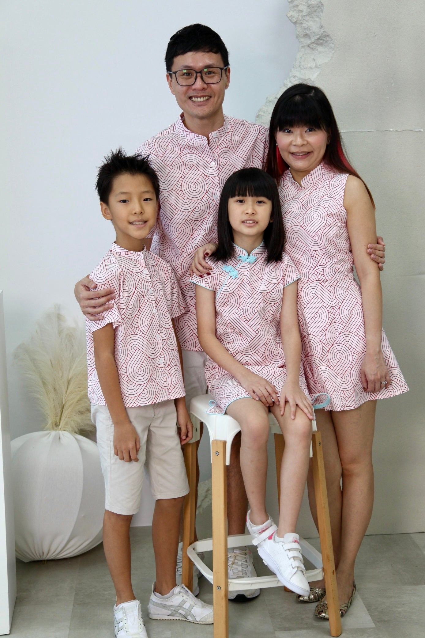 Red Wave Men Mandarin Collar Shirt